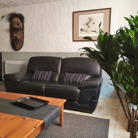 Appartement 55 M2 Proche Commerces Et Parking Rivesaltes Extérieur photo
