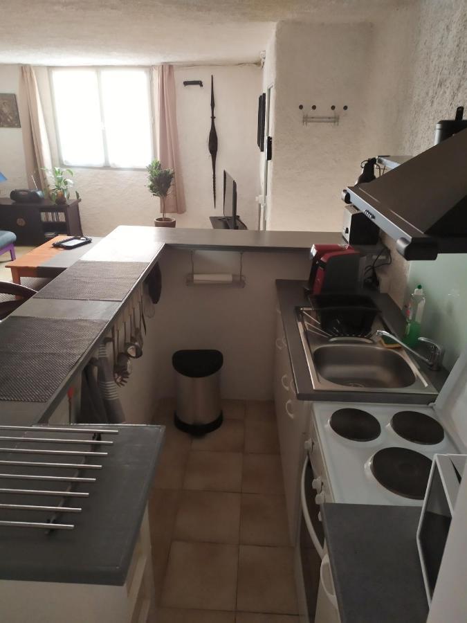 Appartement 55 M2 Proche Commerces Et Parking Rivesaltes Extérieur photo