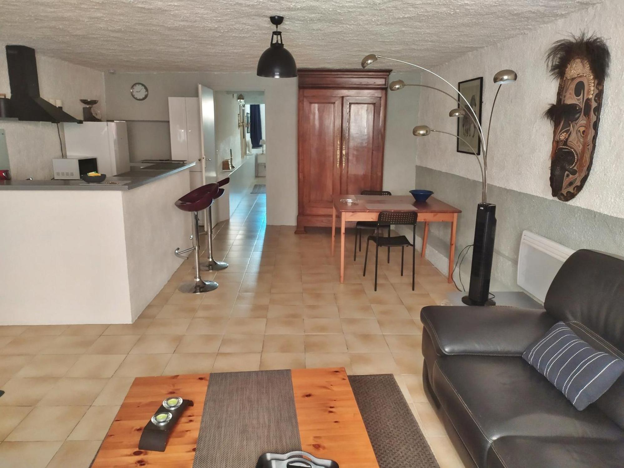 Appartement 55 M2 Proche Commerces Et Parking Rivesaltes Extérieur photo